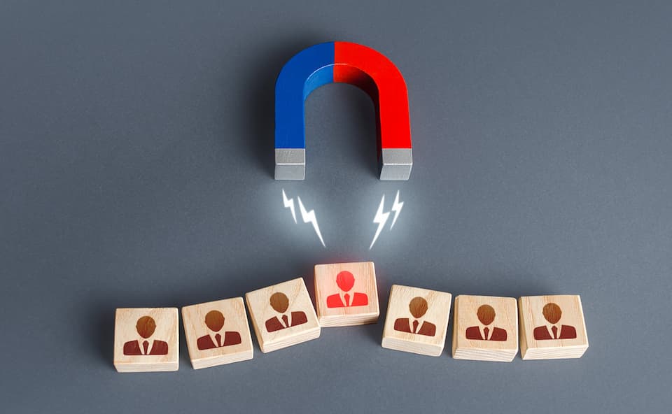 GENERACION Y VENTA DE LEADS CUALIFICADOS 6 Easy SEO capturamos contactos interesados en tus servicios filtramos lo que realmente quieren comprar y te los enviamos